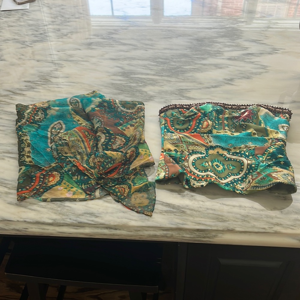 Kay Unger top and matching shawl